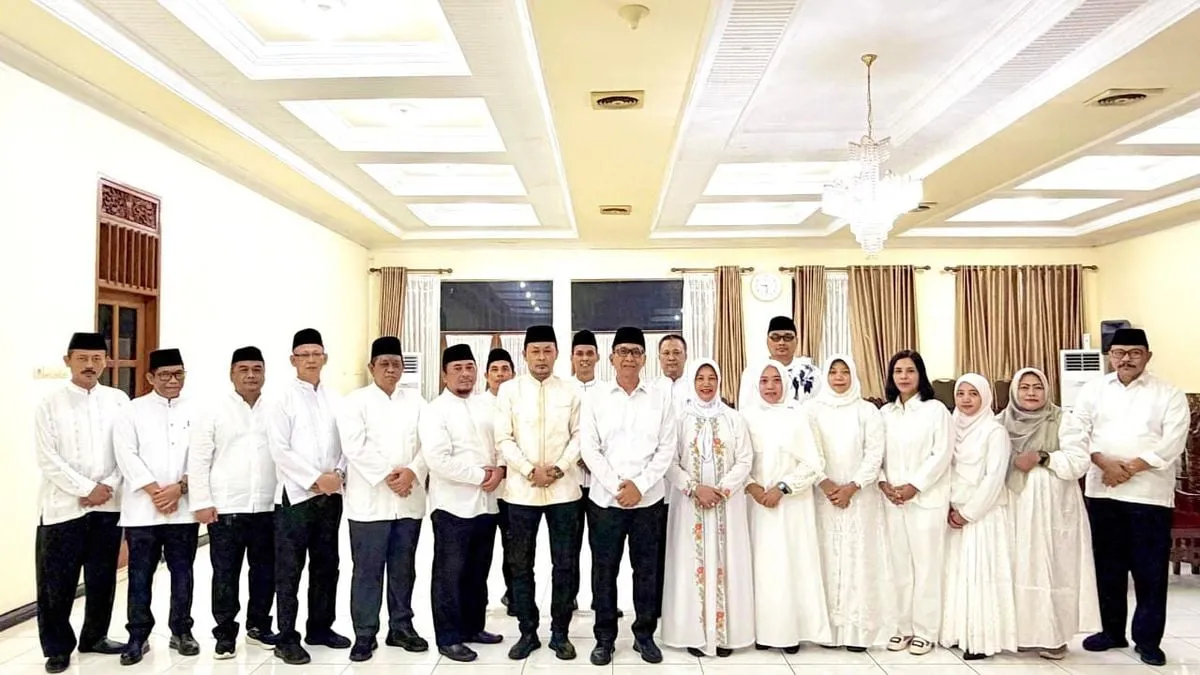 Bupati Wahono Lantik 10 Pejabat Baru untuk Tingkatkan Pelayanan Publik