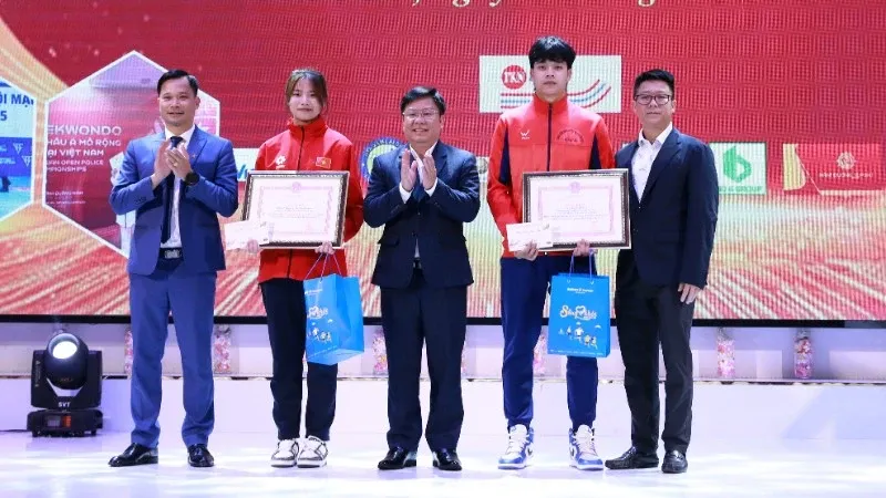 Lai Chau Anugerahi Atlet dan Pelatih Berprestasi 2025