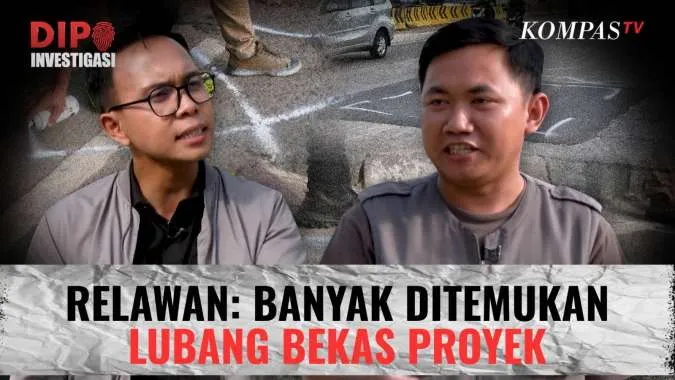 Relawan Cat Lubang Jalan Rusak untuk Keselamatan Bersama