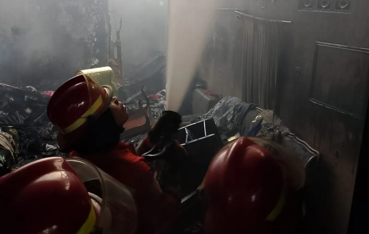Kebakaran Rumah di Bekasi Diduga Dipicu Lilin