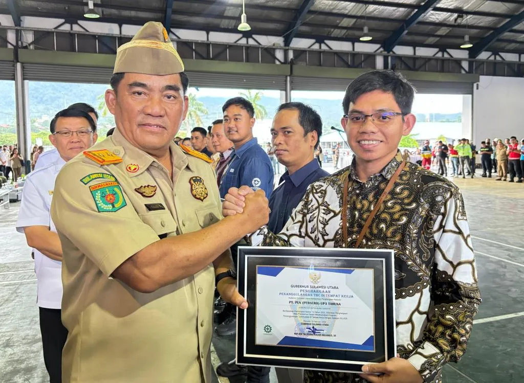 PLN UP3 Tahuna Terima Penghargaan Penanggulangan TBC dan HIV/AIDS