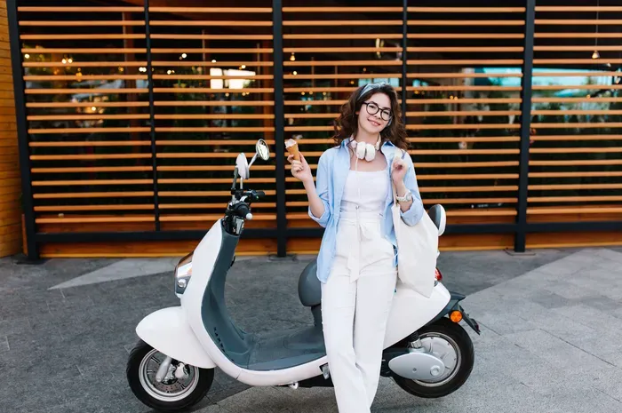 Rekomendasi Motor Listrik Praktis untuk Perempuan di 2026