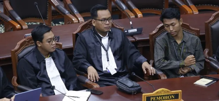 MK Tolak Pengujian UU Terkait Lagu Kebangsaan Indonesia Raya