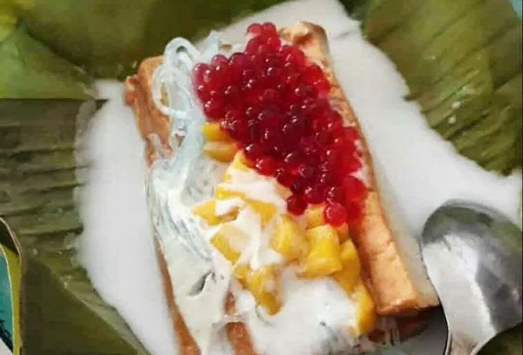 Roti Kopyor: Kudapan Legendaris yang Menghiasi Ramadan di Banyuwangi
