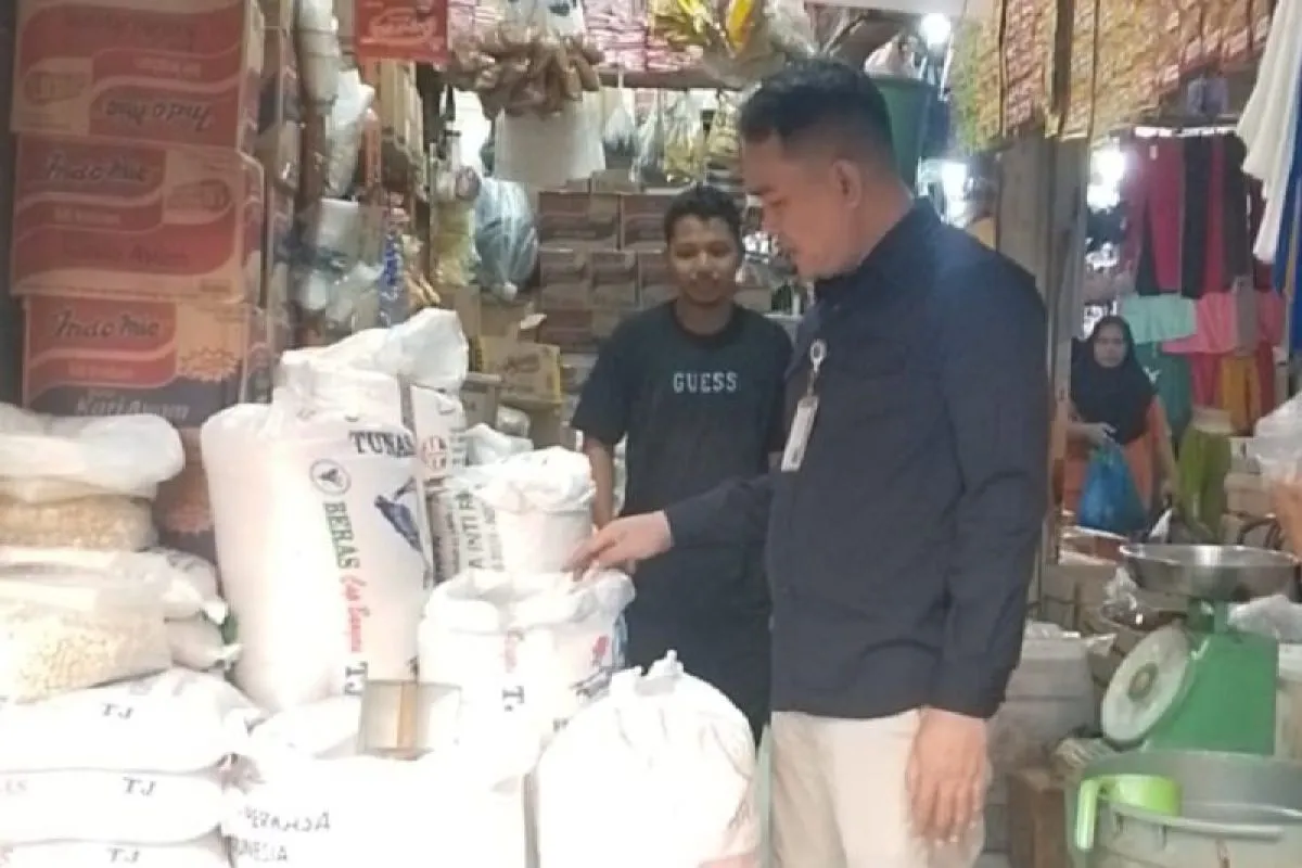 Bulog Sumut Tingkatkan Pasokan Beras dan Minyak Goreng Jelang Lebaran