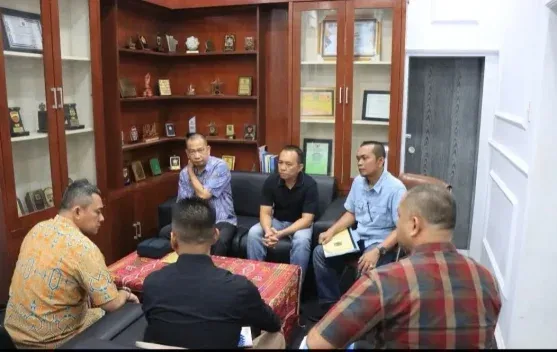 Pemko Binjai dan APJATEL Sumut Koordinasi Penataan Kabel Telekomunikasi