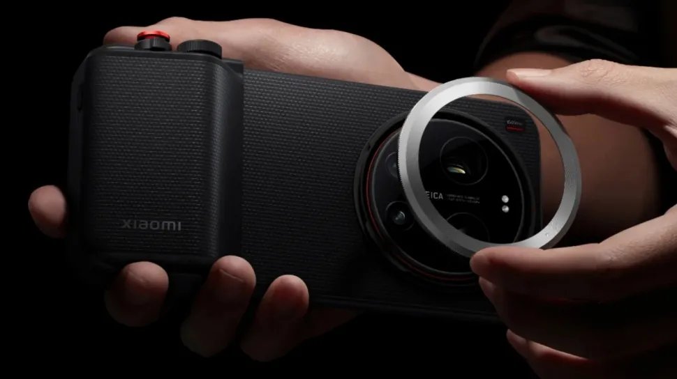 Xiaomi 17 Ultra Hadir Global dengan Aksesori Kamera Profesional