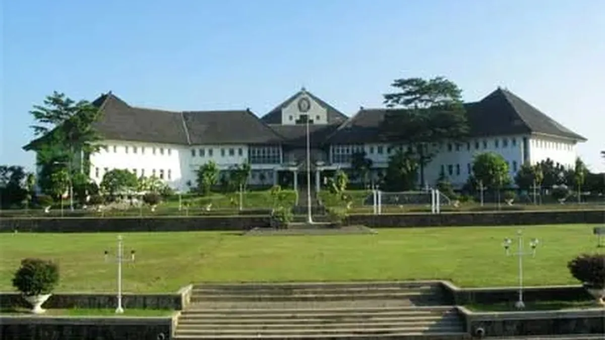 Undip Bentuk Tim Kode Etik Tindak Lanjuti Kasus Penganiayaan Mahasiswa