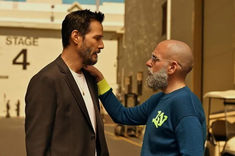 Keanu Reeves Kembali Beraksi dalam Film 'Outcome' yang Mengungkap Sisi Gelap Selebritas