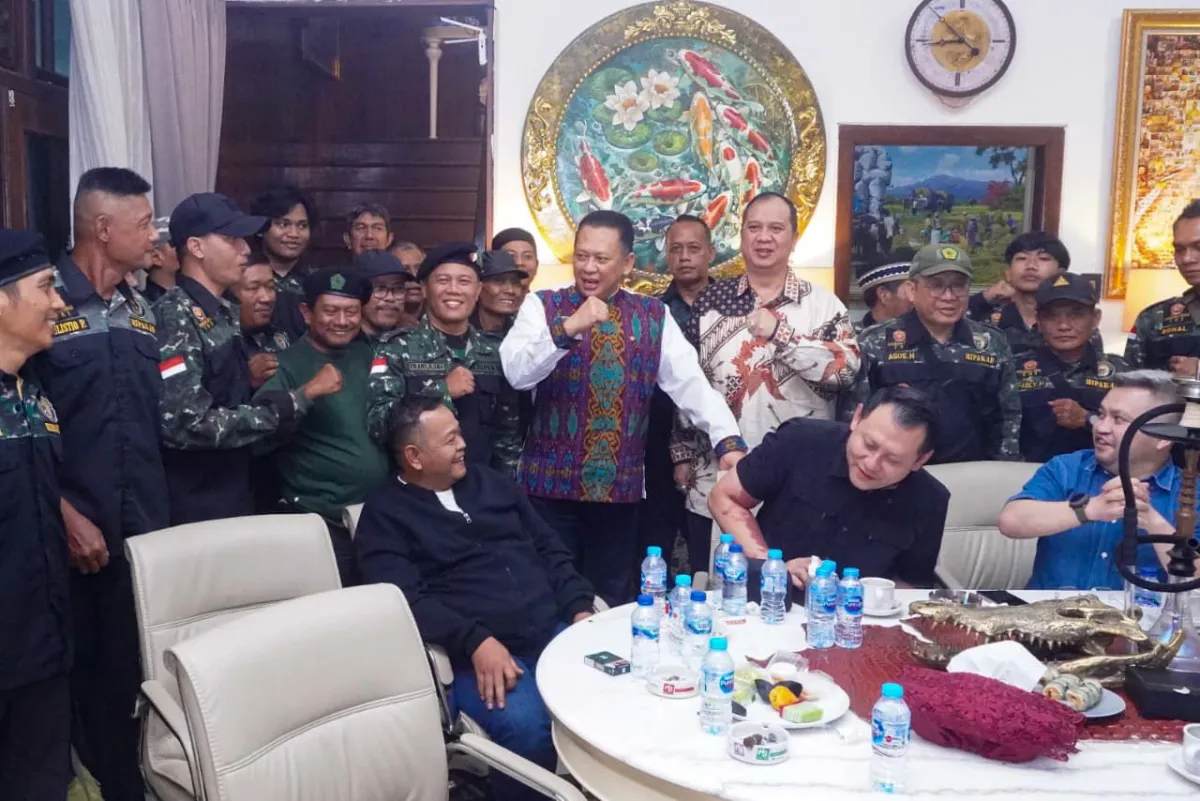 Bamsoet Ajak Perkuat Persatuan di Tengah Tantangan Geopolitik Ramadan