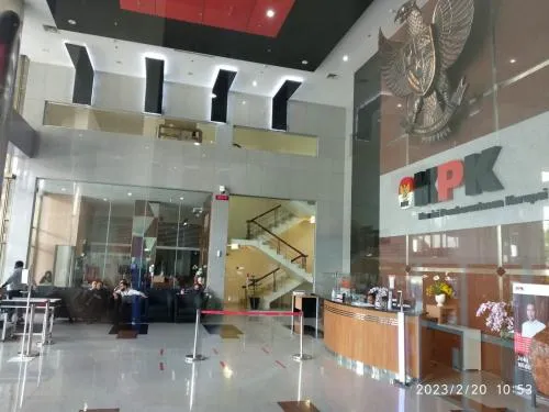 KPK Geledah Rumah Mantan Sekda Pati Terkait Kasus Pemerasan Bupati Sudewo