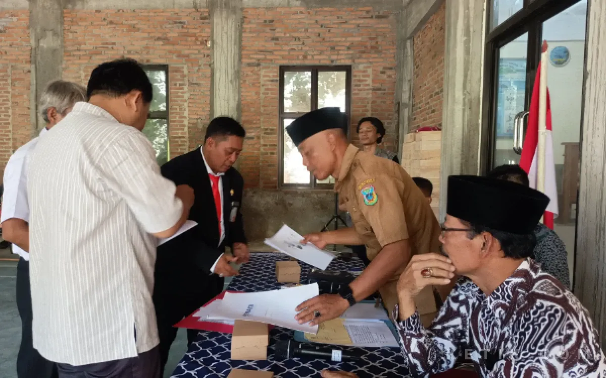 Warga Watukarung Tuntut Transparansi Pengelolaan Dana BUMDes