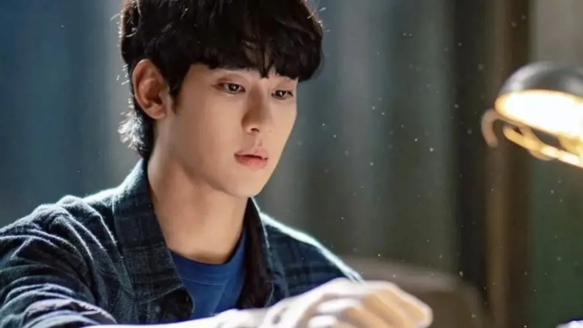 Disney+ Bantah Rencana Rilis Serial Knock Off yang Dibintangi Kim Soo Hyun