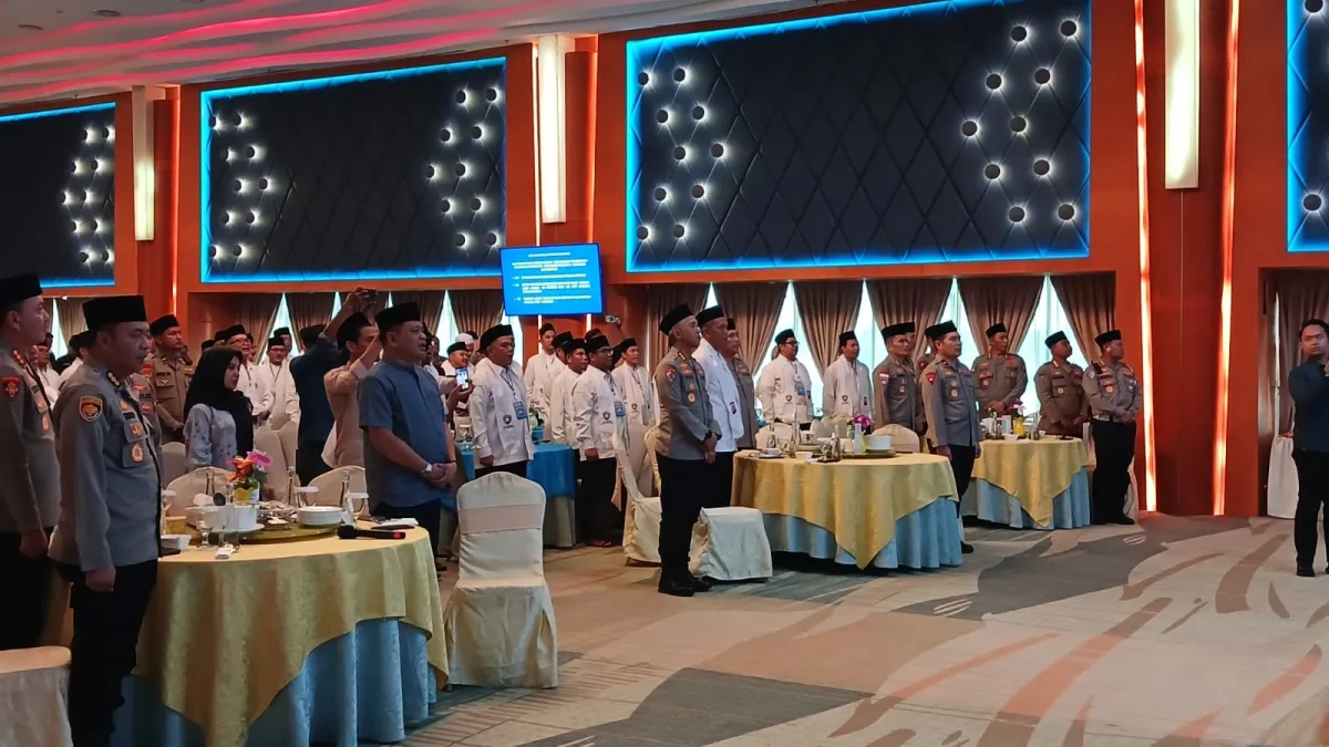 Kapolda Kepri Gelar Buka Puasa Bersama Ulama dan Buruh untuk Perkuat Kamtibmas