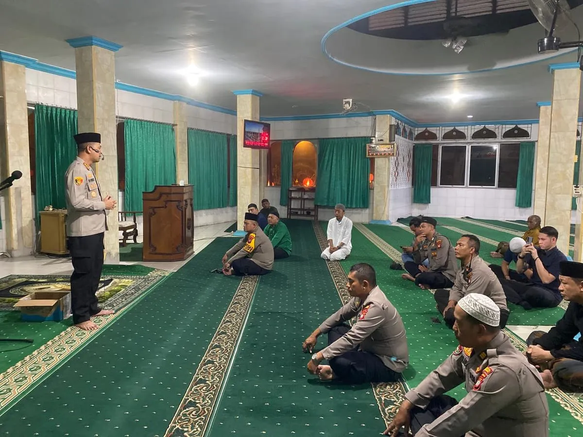 Kapolresta Pontianak Gelar Safari Subuh, Perkuat Toleransi dan Keamanan Selama Ramadhan
