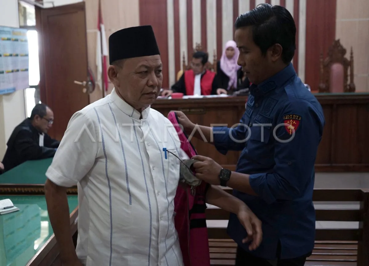 Mantan Bupati Lampung Timur Dijatuhi Vonis 8 Tahun Penjara dalam Kasus Korupsi