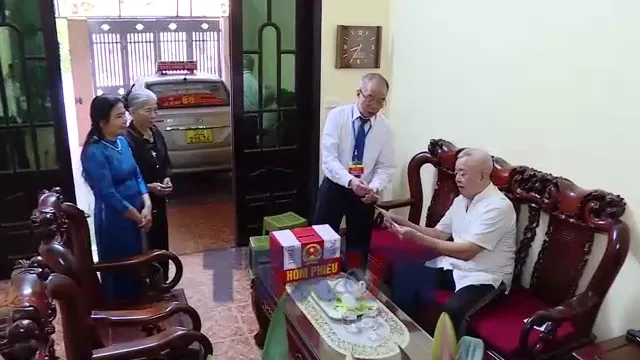 Kotak Suara Tambahan Jamin Hak Pilih Warga di Hanoi
