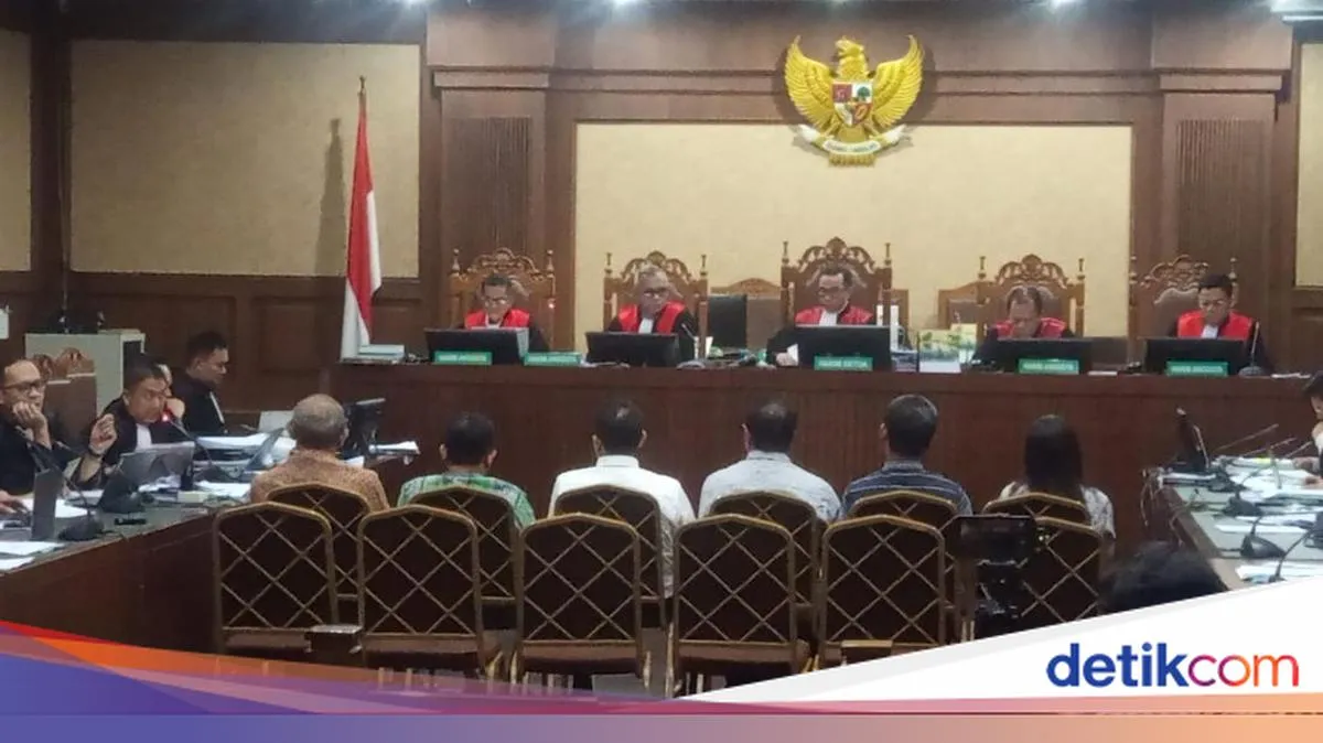 Nadiem Dituduh Bayar Tenaga Ahli Kementerian Ratusan Juta dari APBN