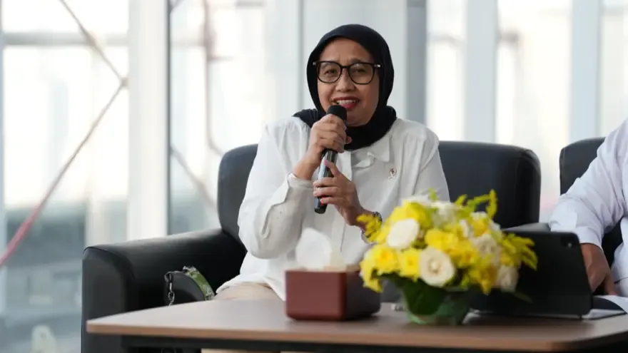 Jejak Karier Nanik S. Deyang: Dari Jurnalis ke Panggung Kebijakan Publik