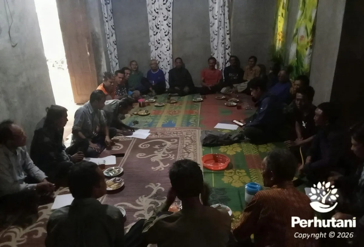 Pertemuan Penyadap Getah Pinus Tingkatkan Produktivitas di BKPH Baturetno