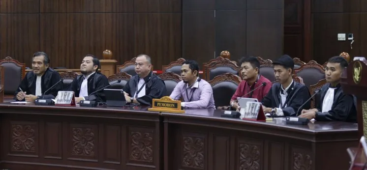 Mantan Karyawan Gugat UU Kepailitan Terkait Hak Upah dan Pesangon