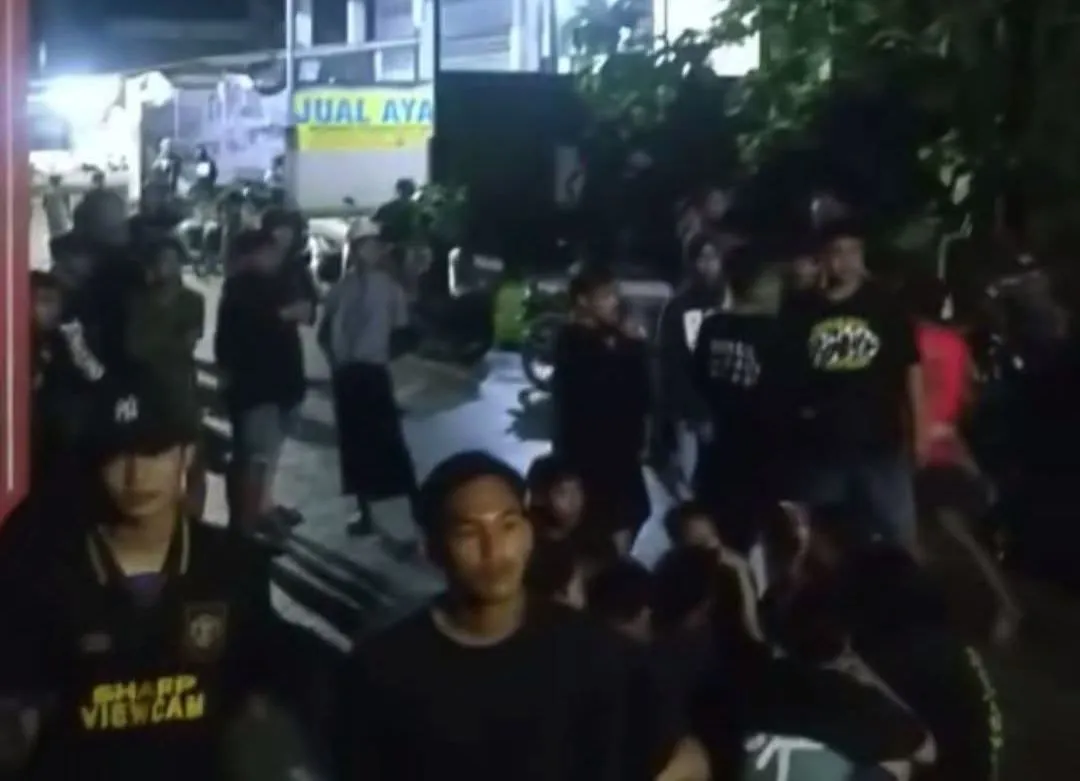 Tawuran Antar-Desa di Gresik, Satu Pemuda Kritis Jelang Sahur