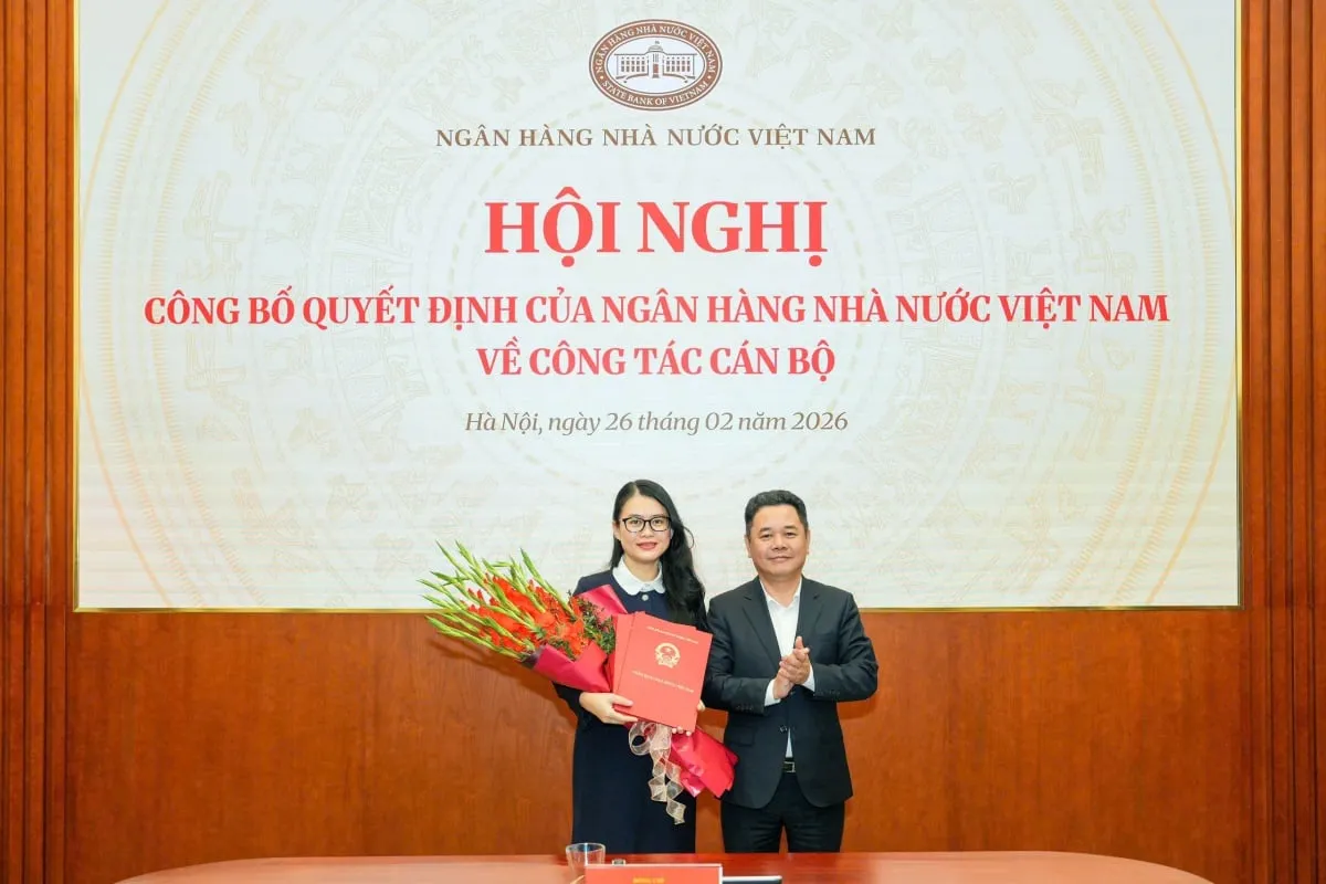 Ibu Vu Minh Chau Dilantik sebagai Sekretaris Cabang Partai dan Direktur Departemen Kerja Sama Internasional Bank Negara Vietnam
