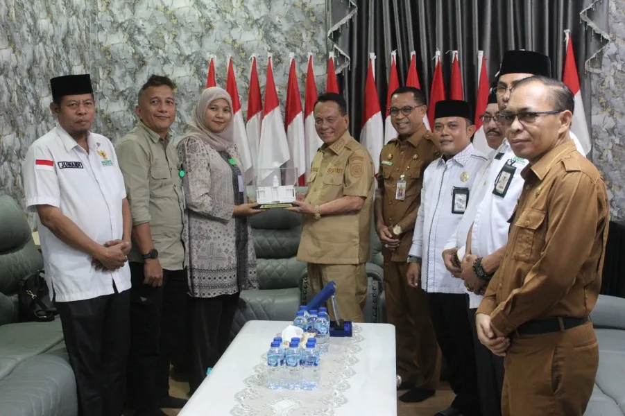 Bupati Rohil Apresiasi Zakat Mal RS Awal Bros Sebesar Rp500 Juta