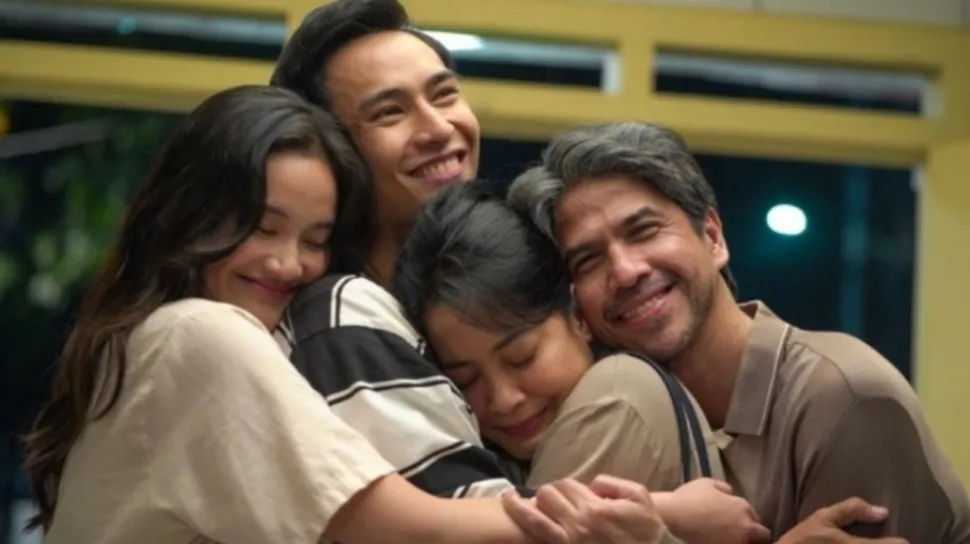 Penonton Malaysia Terbang ke Indonesia untuk Film 'Tunggu Aku Sukses Nanti'