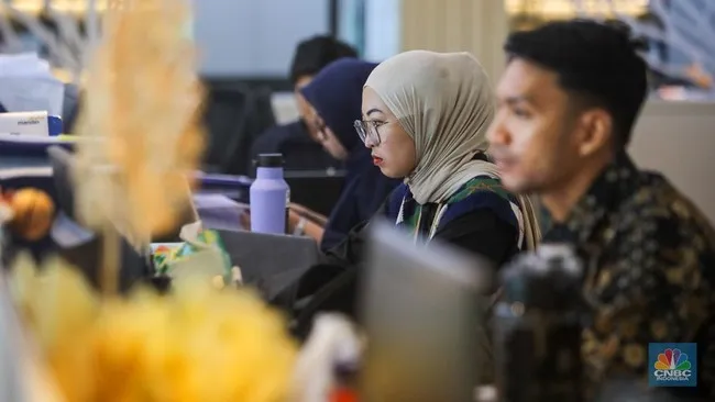 Perusahaan Wajibkan Penggunaan AI untuk Promosi Karyawan