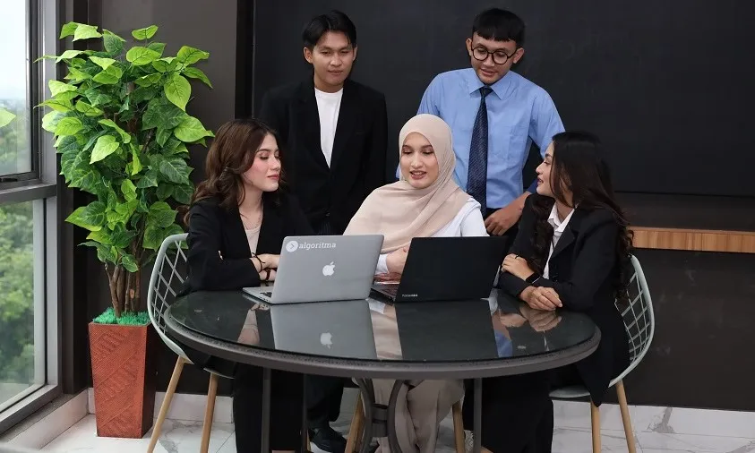 Mahasiswa Informatika Didorong Kembangkan Mindset Startup