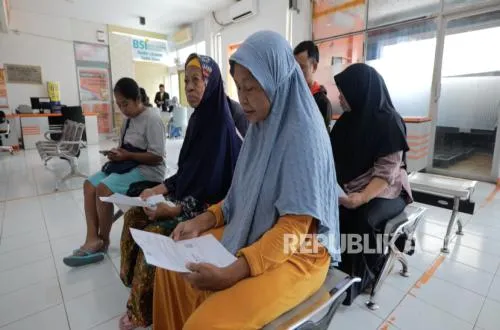 Pemprov Jatim Salurkan Bansos Rp5 Miliar untuk Tingkatkan Kesejahteraan di Mojokerto