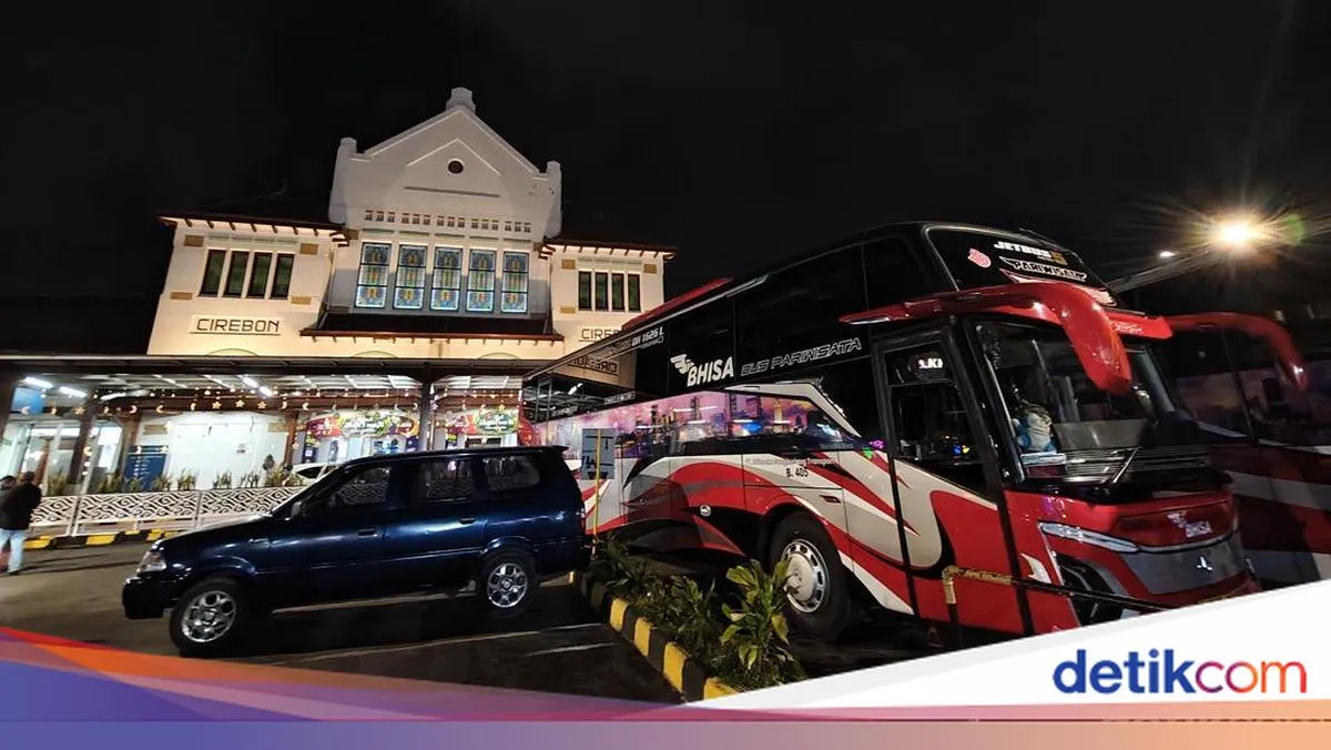 KAI Sediakan 5 Bus untuk Penumpang KA Bangunkarta yang Anjlok