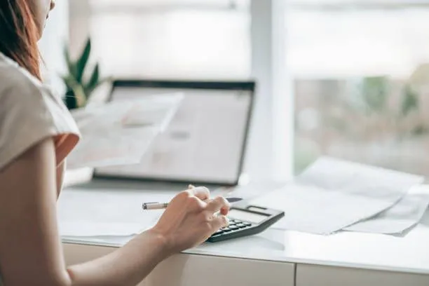 Strategi Bisnis Unggul: Fokus pada Kesejahteraan Karyawan dan Customer Value