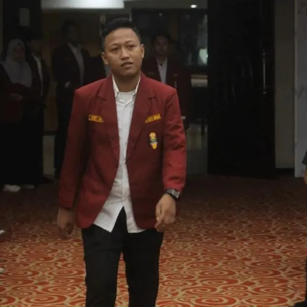Kapolres Labuhanbatu Terima Penghargaan Layanan Cepat Call Center 110