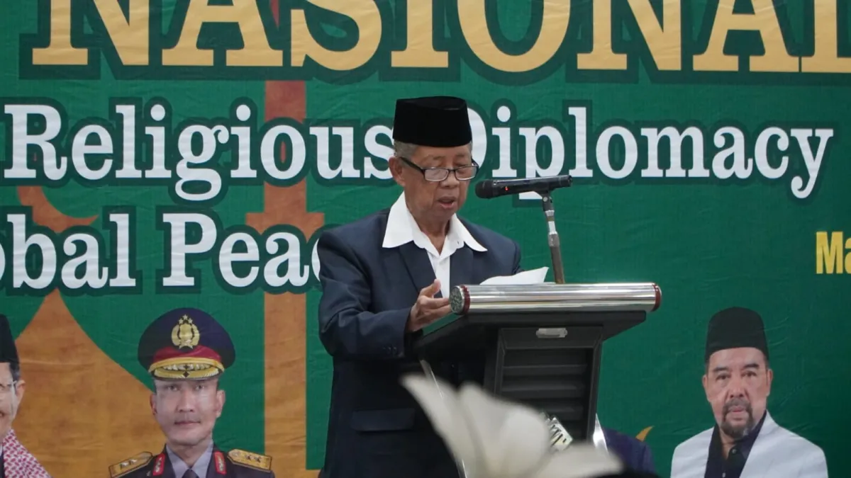 Ketua MUI Pimpin Doa di Seminar Nasional untuk Perdamaian Global