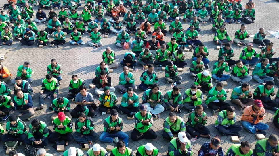 Bonus Hari Raya Mitra Ojol: Kebijakan Internal Berbasis Produktivitas