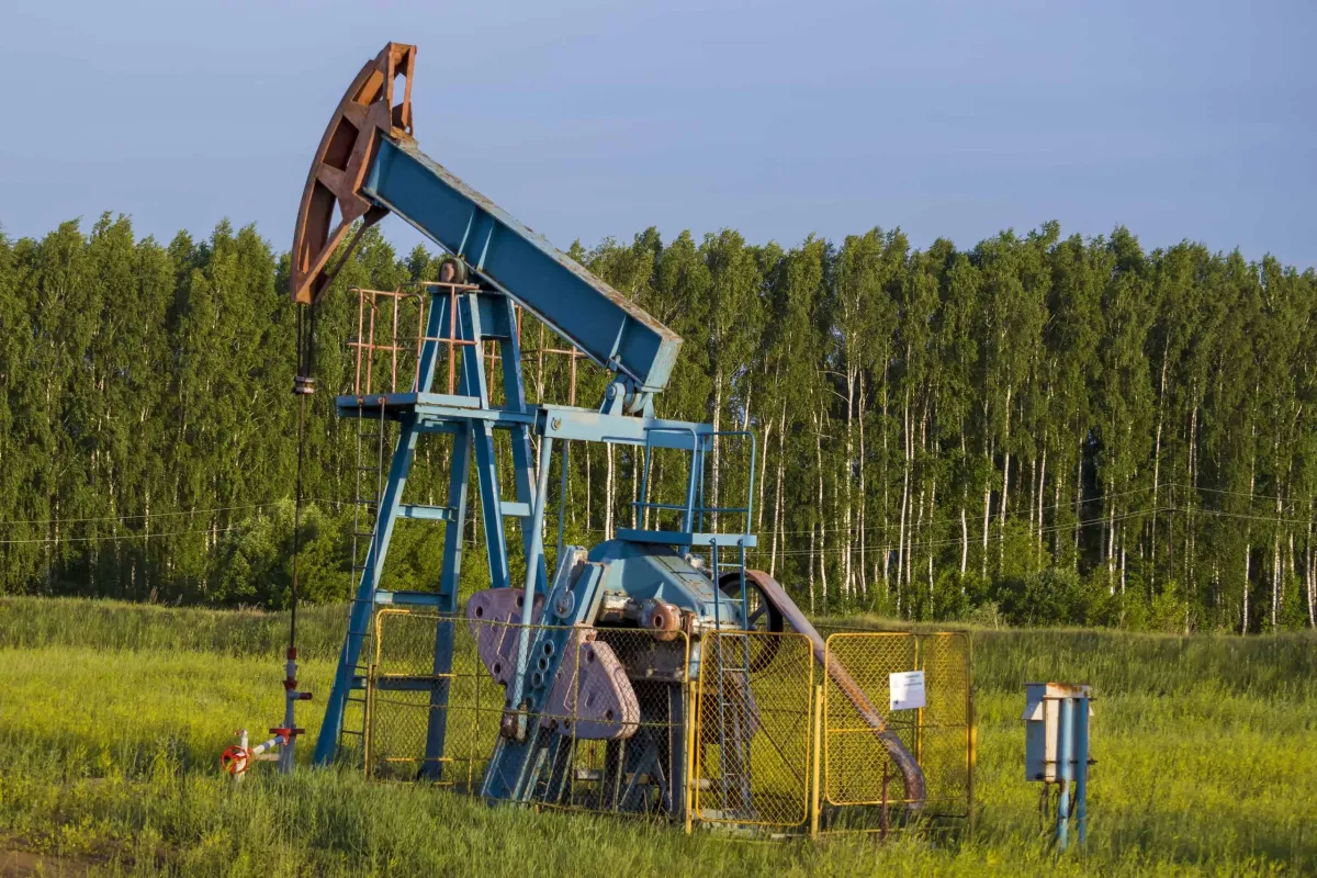 Harga Minyak Brent Capai Tertinggi 8 Bulan di Eropa