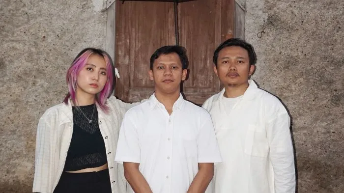 Mantra Angin Luncurkan Single Debut 'Sampai Gelap Mengepung' dengan Nuansa Folk Sadcore