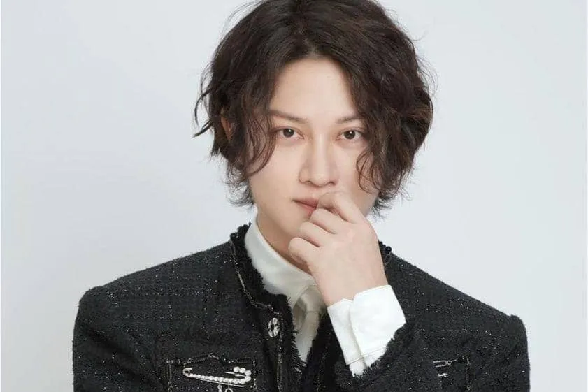 Artis Korea Tulis Fan Fiction tentang Diri Sendiri