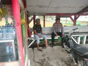 Aipda Undang SH Lakukan Sambang Warga untuk Tingkatkan Kamtibmas di Desa Girikencana