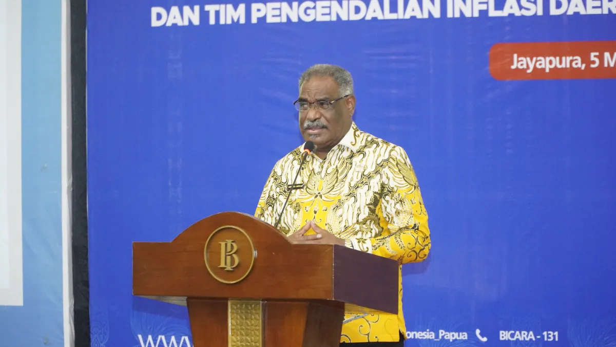 Wali Kota Jayapura Desak Telkomsel Tingkatkan Jaringan di Pantai Holtekamp