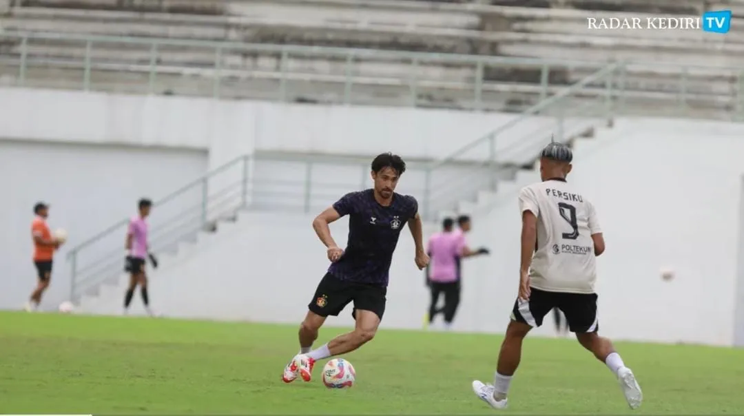 Gavin Kwan Masih Cedera, Jalani Pemulihan Mandiri di Persik Kediri