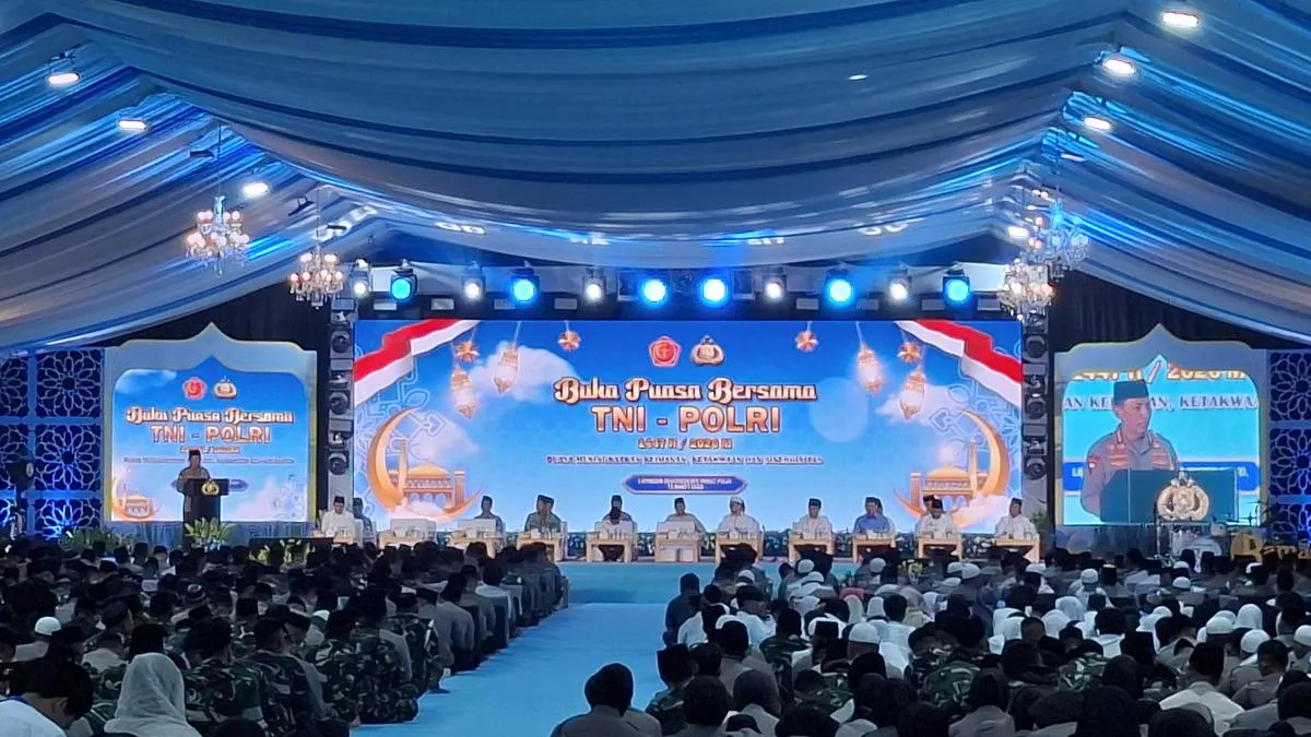 Kapolri Serukan Solidaritas TNI-Polri Hadapi Krisis Global Akibat Konflik Timur Tengah