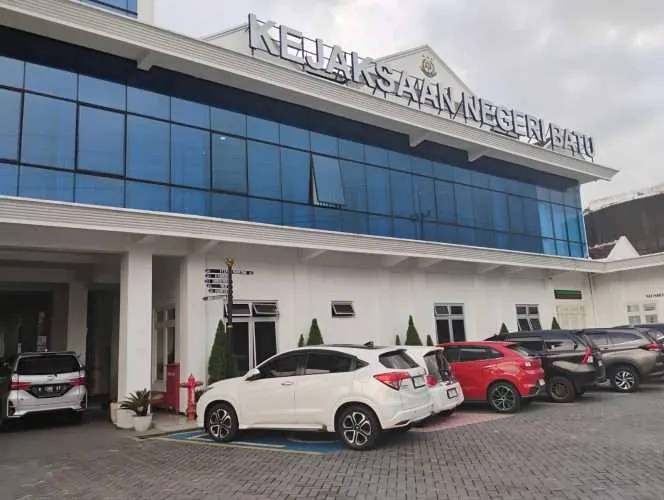 Kejari Batu Periksa Pedagang Terkait Dugaan Jual Beli Kios Pasar Among Tani
