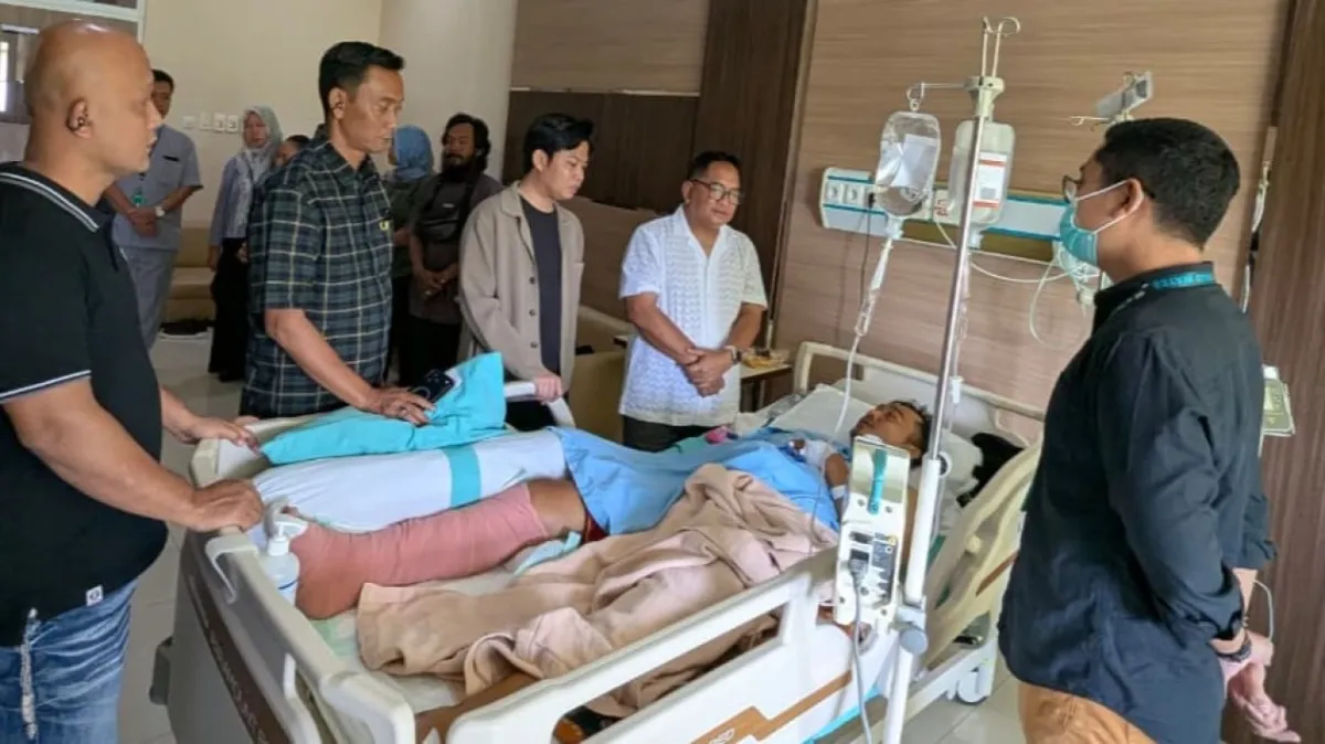 Bos Rokok HS Tanggung Biaya Pendidikan dan Perawatan Korban Kecelakaan