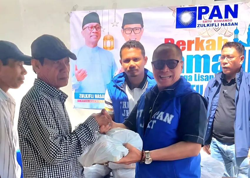 Kepedulian Sosial di Ramadan: Politisi Turun ke Warga di Palmerah