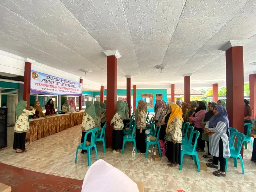 Pemberdayaan Perempuan di Desa Kumitir Dukung Pembangunan Desa