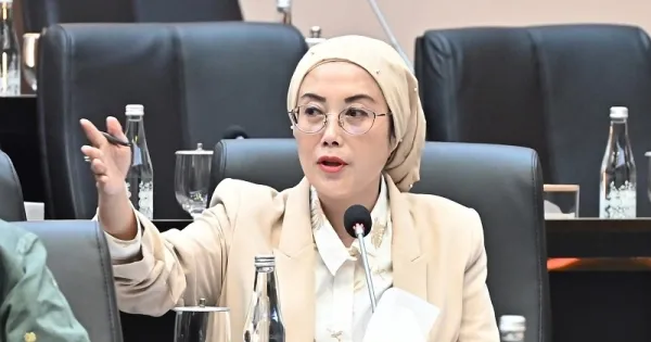 Selly Dorong Pemerintah Segera Pulangkan Jemaah Umrah Tertahan di Arab Saudi