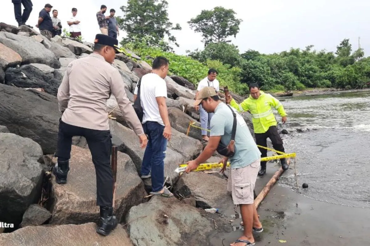 Polisi Selidiki Penemuan Potongan Tubuh Manusia di Pantai Ketewel